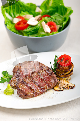 Image of grilled Kobe Miyazaky beef