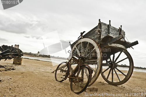 Image of vintage sicilian cart