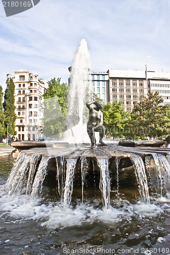 Image of Fountain in Plaza d'Espana - Madrid