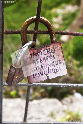 Image of Love locks