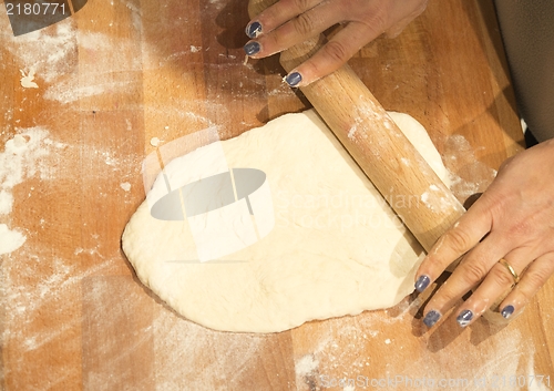 Image of Making pizza