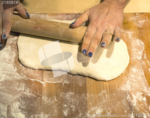 Image of Making pizza