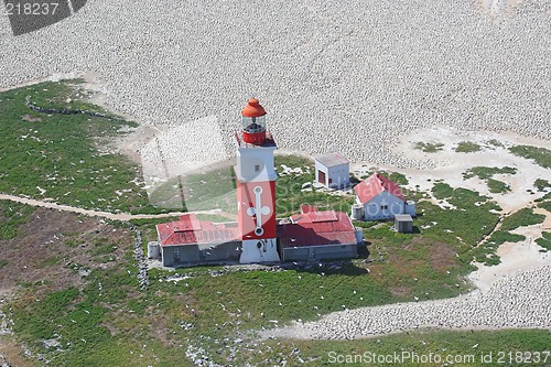 Image of island lighthouse
