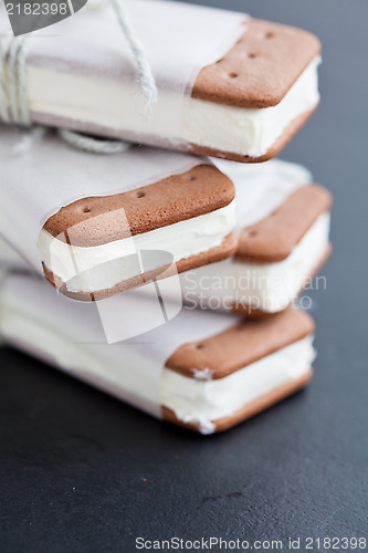 Image of Ice cream biscuits