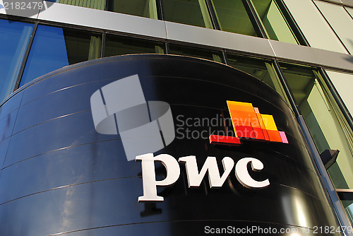 Image of PricewaterhouseCoopers building