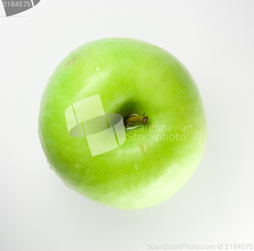 Image of Green apple on white background