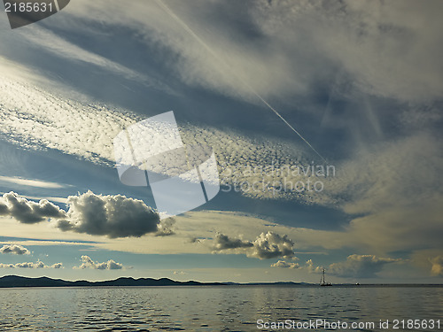 Image of Sea, sky and clouds