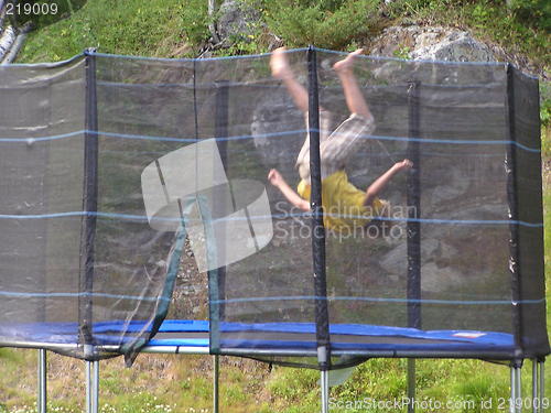 Image of trampolinejumping