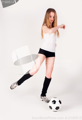 Image of shot of a sporty young woman