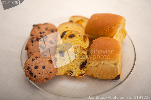 Image of selection of sweet bread and cookies