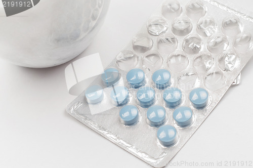 Image of Blue drugs (tablets)