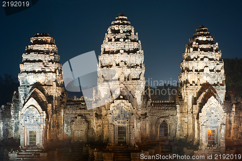 Image of Prang Sam Yot temple