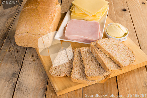 Image of Sandwich ingredients