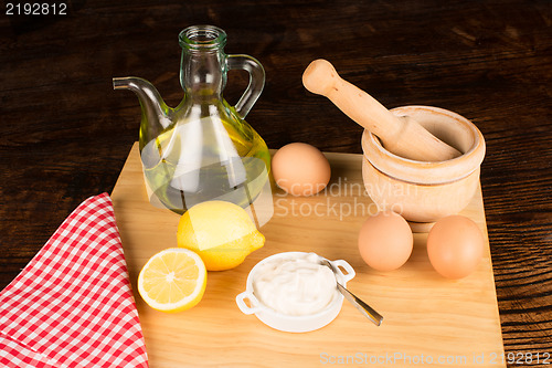 Image of Prepaing mayonnaise