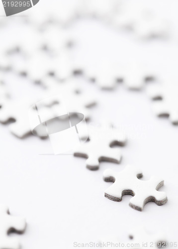 Image of white jigsaw puzzle