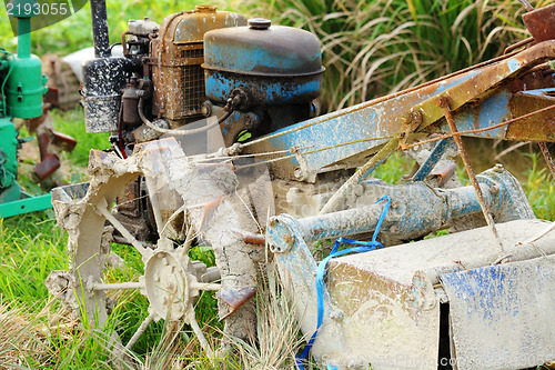 Image of old abandoned tractor