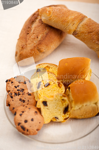 Image of selection of sweet bread and cookies