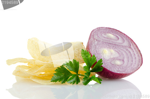 Image of Potato chips and onion