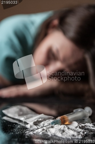 Image of Woman and heroin