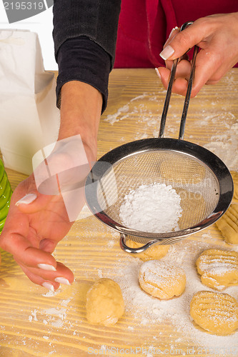 Image of Icing sugar on cookies