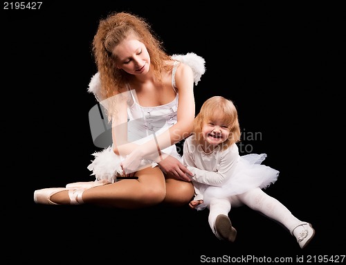 Image of Two pretty ballerina's
