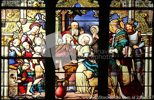 Image of Sainte-Geneviève giving sight to his mother in the presence of Saint-Marcel