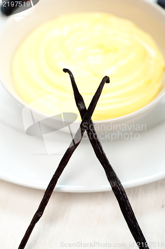 Image of vanilla custard pastry cream with seeds sticks