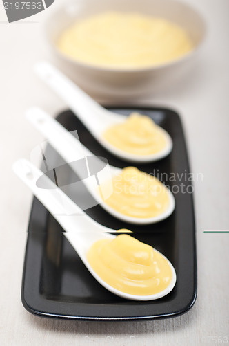 Image of custard vanilla pastry cream 