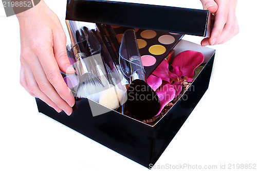 Image of Gift Box with makeup inside 