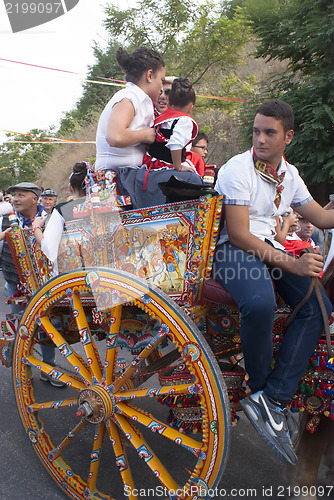 Image of traditional sicilian horse-cart