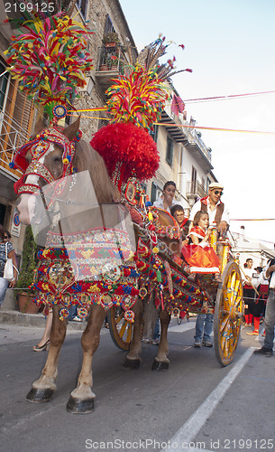 Image of traditional sicilian horse-cart
