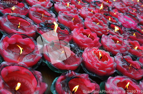 Image of Buddhist lamps