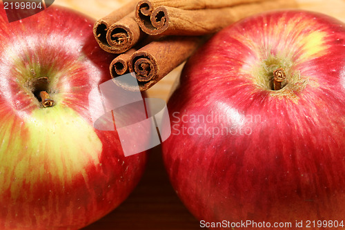 Image of Apples and cinnamon