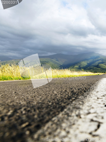 Image of Middle of the road 