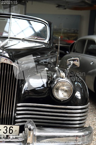 Image of old car