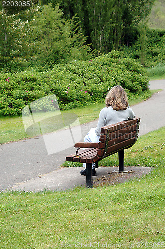 Image of Park bench.