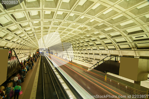 Image of Smithsonian metro station in Washington DC