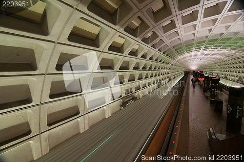 Image of Smithsonian metro station in Washington DC