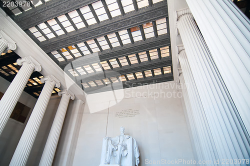 Image of Abraham Lincoln Memorial in Washington DC USA