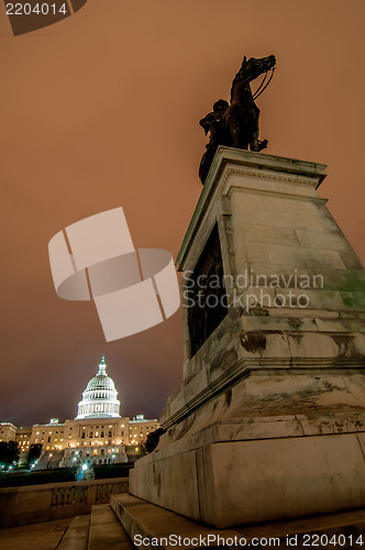 Image of US Capitol Building in spring- Washington DC, United States