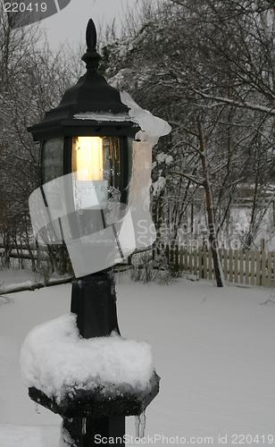 Image of Snowy lamp