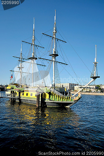 Image of Old ship.