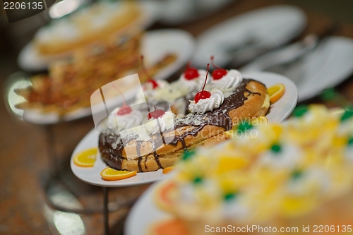 Image of buffet food