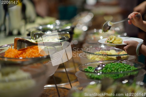 Image of buffet food