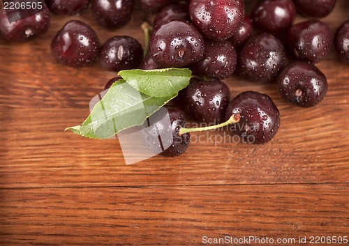 Image of Red, ripe, juicy cherries
