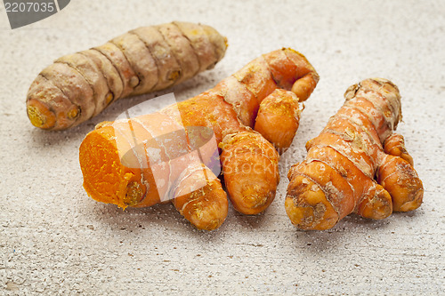 Image of turmeric root 