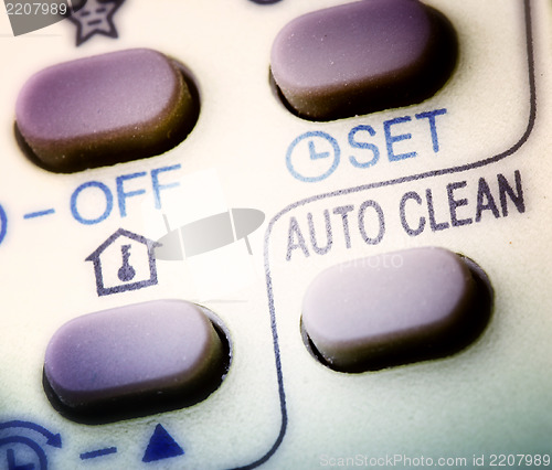 Image of Remote buttons.