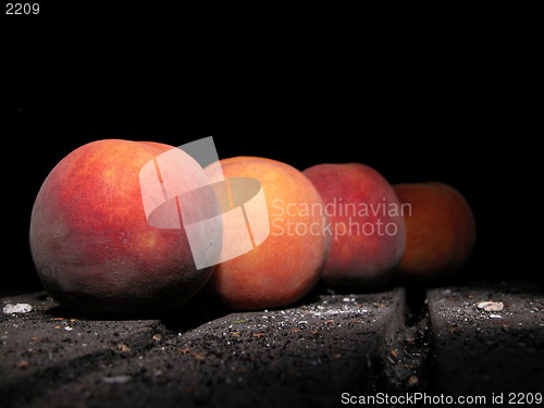 Image of peaches