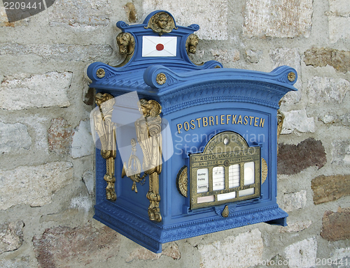 Image of historic mailbox
