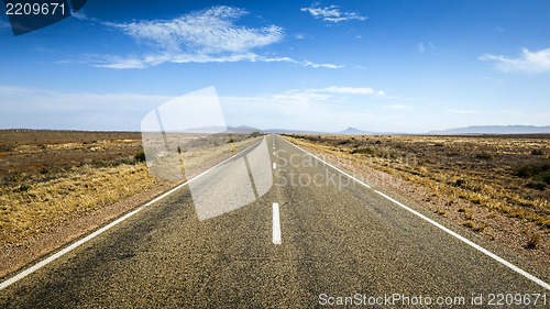 Image of road to horizon